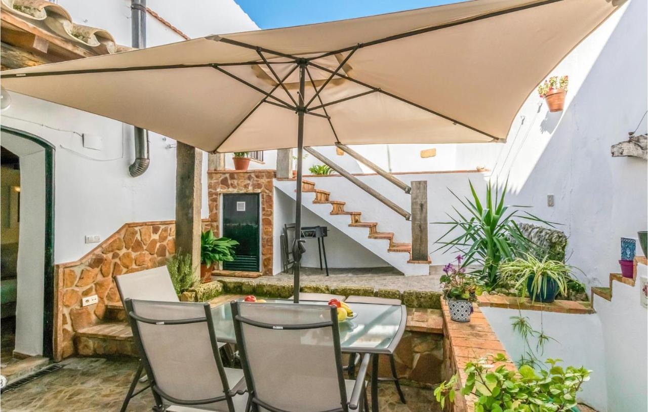 Pet Friendly Home In Hornachuelos With Kitchen 외부 사진