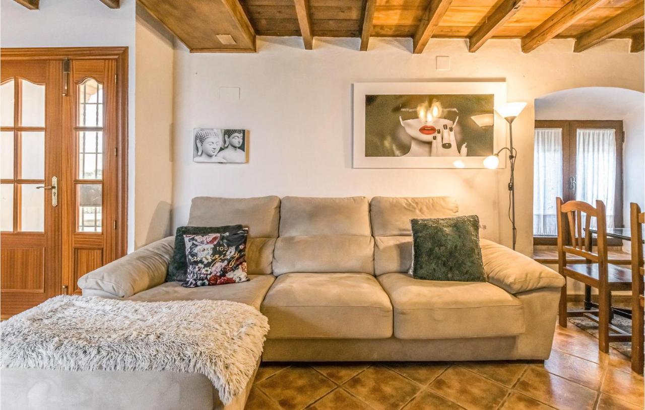 Pet Friendly Home In Hornachuelos With Kitchen 외부 사진